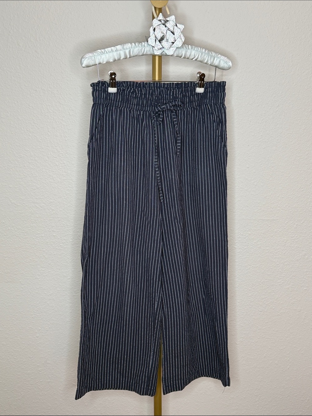 Linen Capri Pants Navy White Pinstripe Wide Leg High Waist Drawstring Sz S